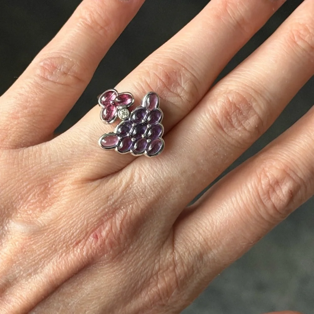 Mauboussin Paris Purple and Pink Amethyst Cluster Ring - Picture 3 of 15